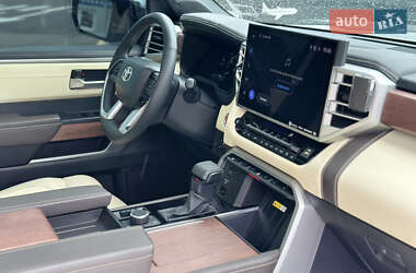 Пікап Toyota Tundra 2023 в 