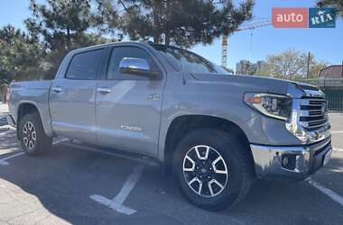 Пикап Toyota Tundra 2017 в Одессе
