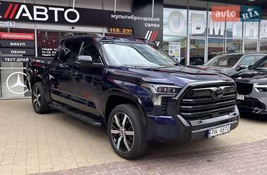 Пикап Toyota Tundra 2023 в 