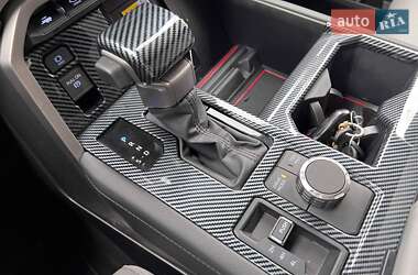Пикап Toyota Tundra 2023 в 