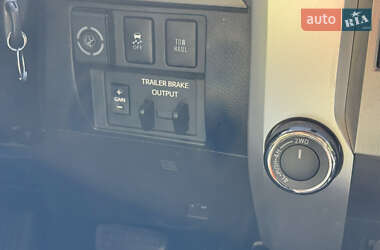 Пикап Toyota Tundra 2019 в 