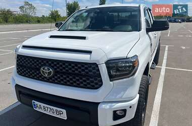 Пікап Toyota Tundra 2018 в Києві