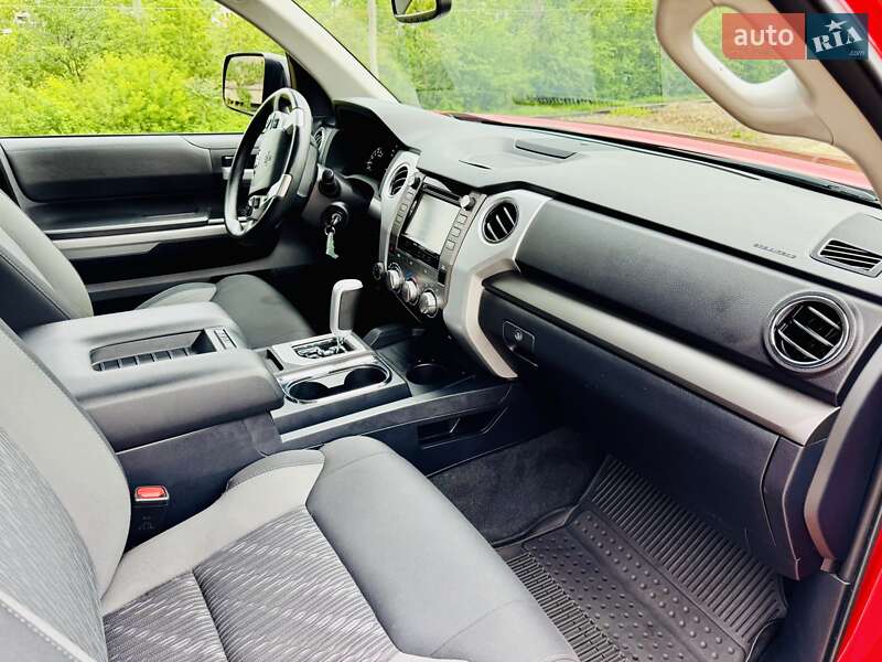 Пікап Toyota Tundra 2018 в Дніпрі