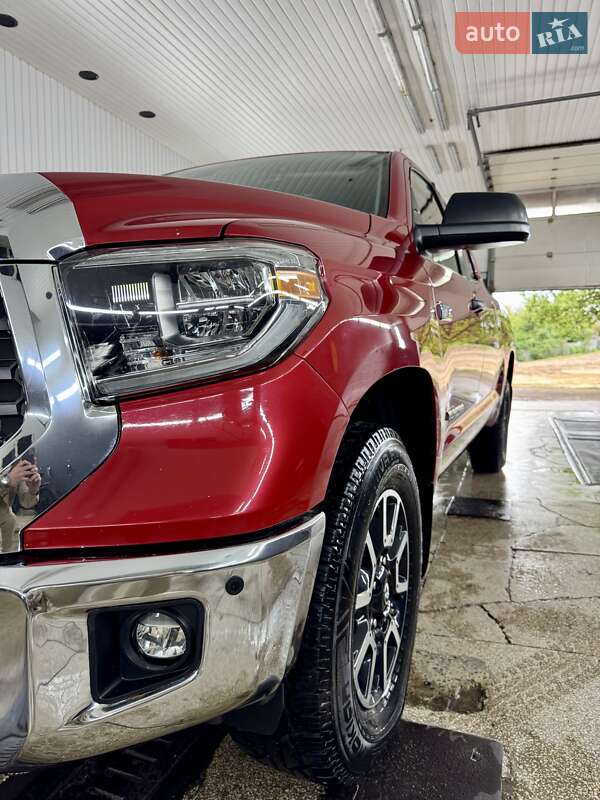 Пікап Toyota Tundra 2018 в Дніпрі