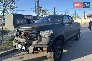 Пикап Toyota Tundra 2014 в Киеве