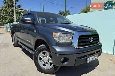 Пикап Toyota Tundra 2008 в 
