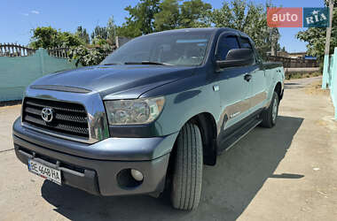 Пикап Toyota Tundra 2008 в 