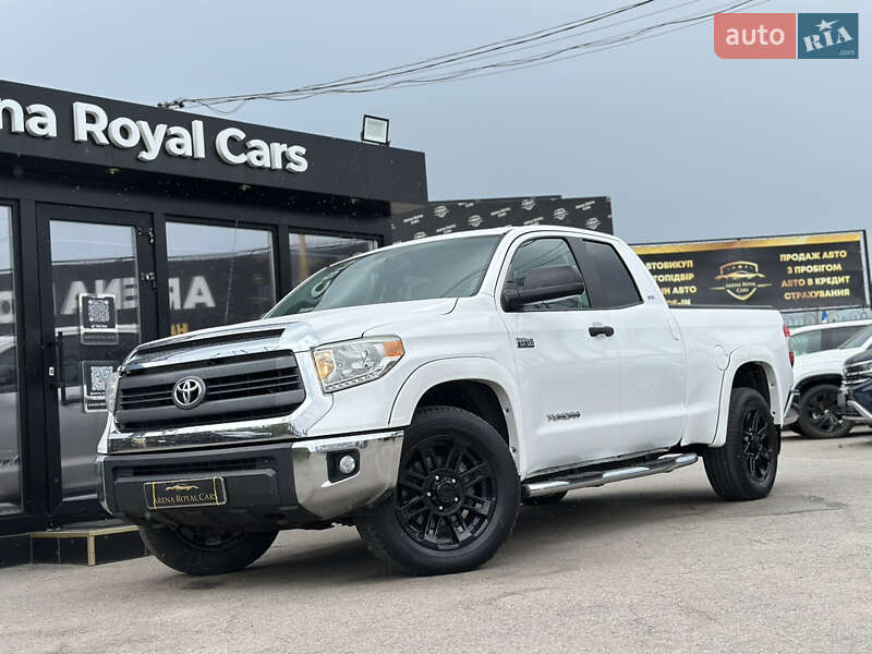Toyota Tundra 2014