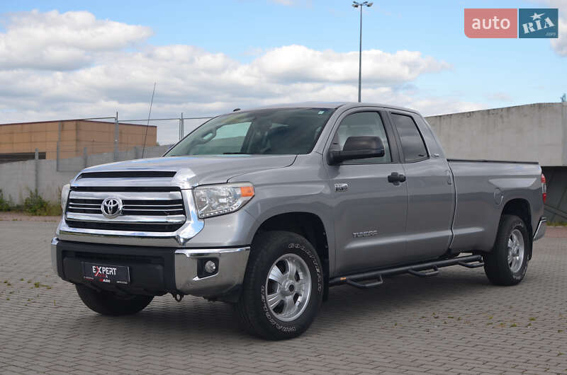 Пикап Toyota Tundra 2017 в Львове