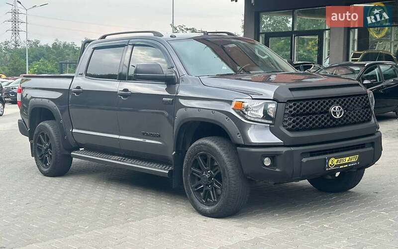 Toyota Tundra 2019