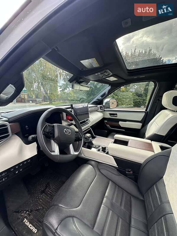 Пікап Toyota Tundra 2023 в Вінниці