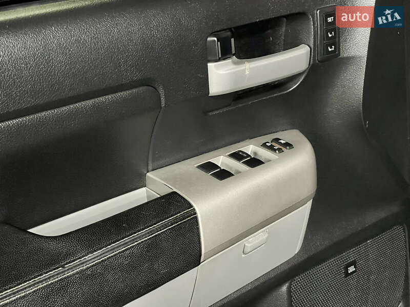 Пікап Toyota Tundra 2007 в Києві