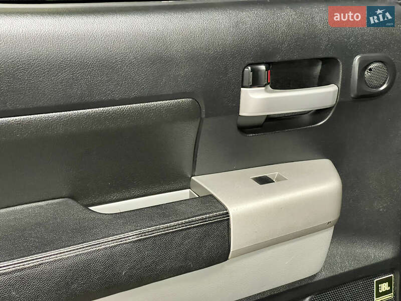 Пікап Toyota Tundra 2007 в Києві