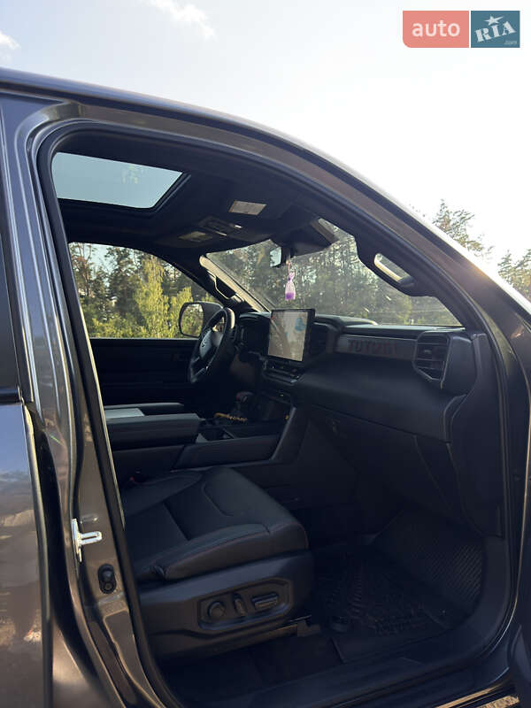 Пікап Toyota Tundra 2024 в Коростишеві