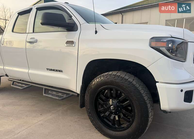 Пікап Toyota Tundra 2018 в Вінниці