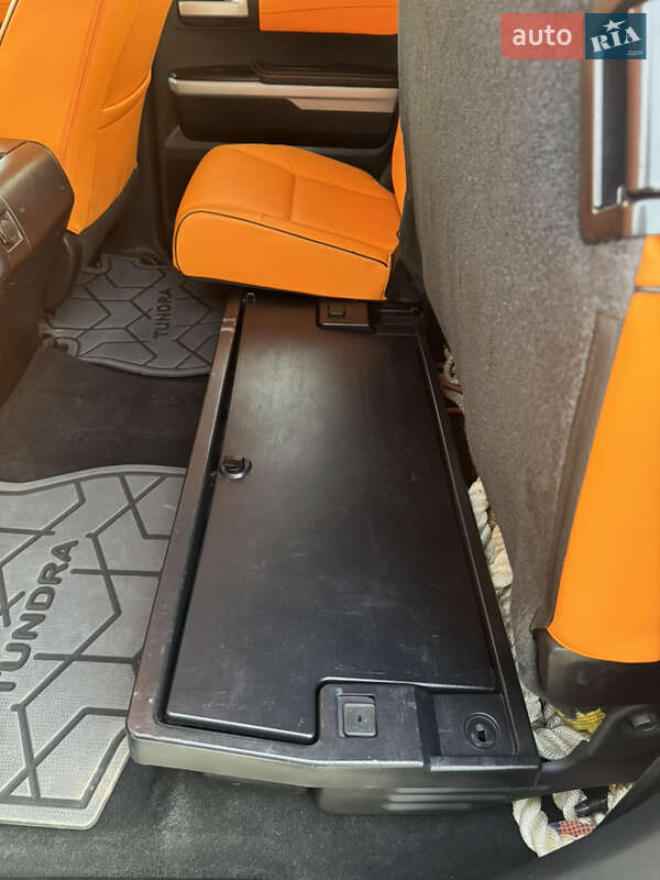 Пікап Toyota Tundra 2018 в Вінниці