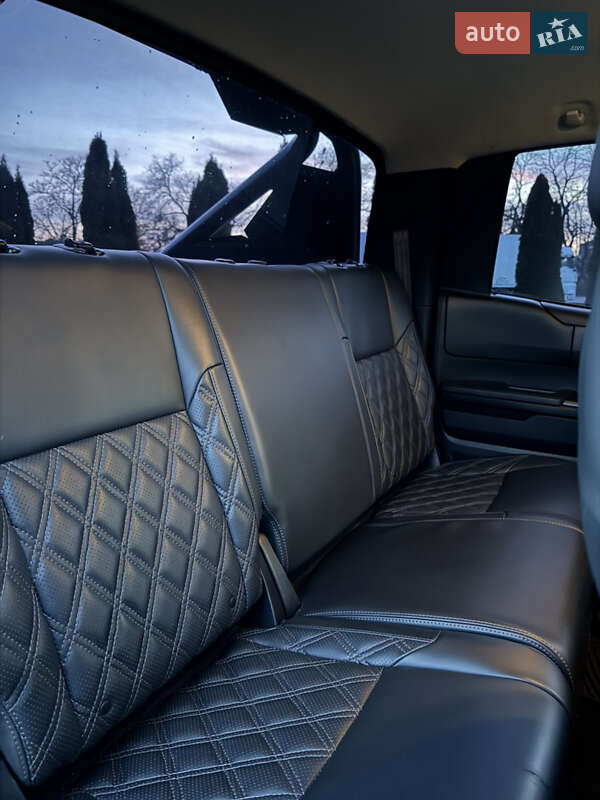 Пикап Toyota Tundra 2015 в Одессе