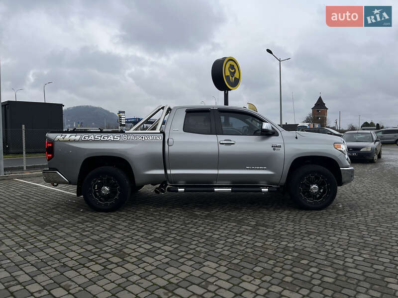 Пікап Toyota Tundra 2014 в Хусті