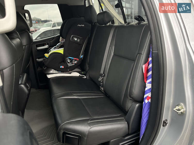 Пікап Toyota Tundra 2014 в Хусті