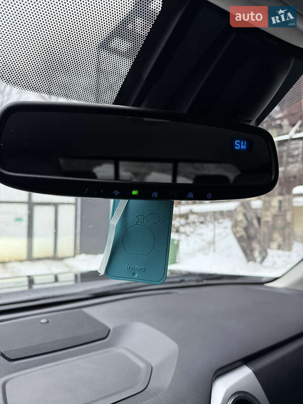 Пікап Toyota Tundra 2020 в Рахові