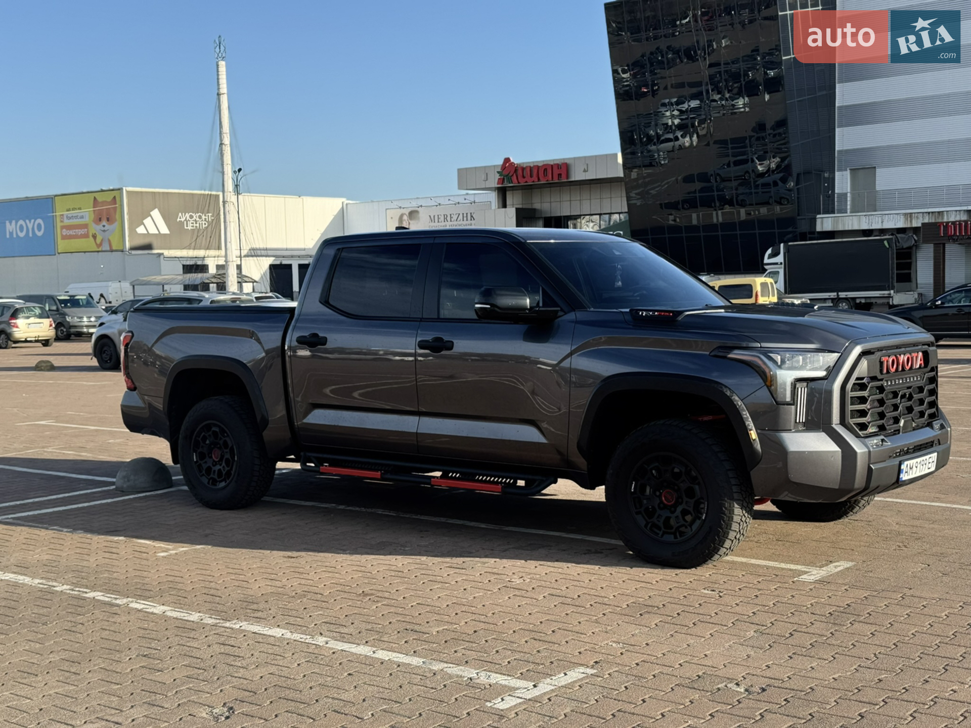 2024 Toyota Tundra - мініатюра 10