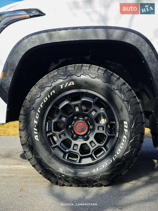 Пикап Toyota Tundra 2023 в Днепре