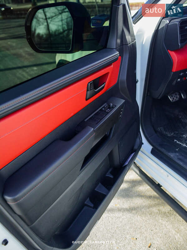 Пикап Toyota Tundra 2023 в Днепре