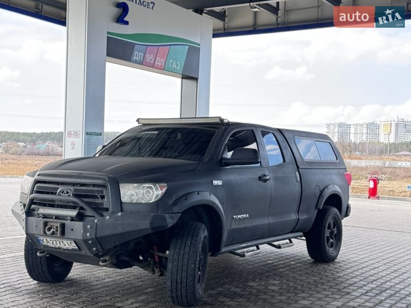 Toyota Tundra 2012
