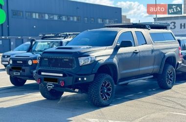 Пикап Toyota Tundra 2017 в Киеве