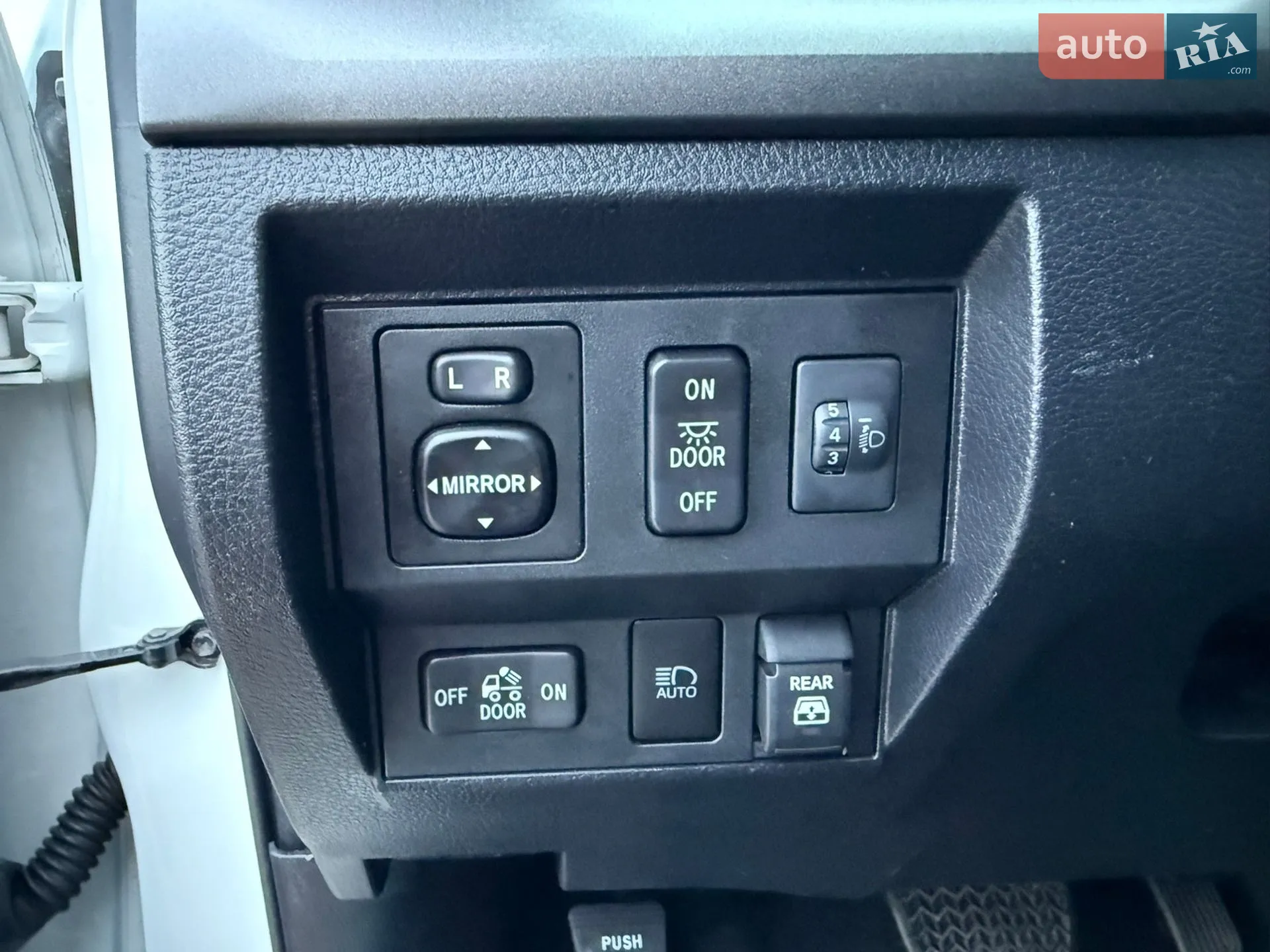 2020 Toyota Tundra - мініатюра 32