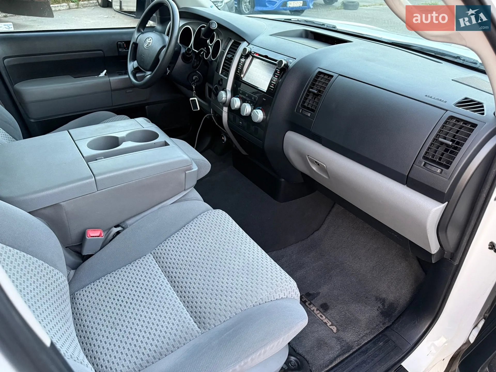 2012 Toyota Tundra - мініатюра 11