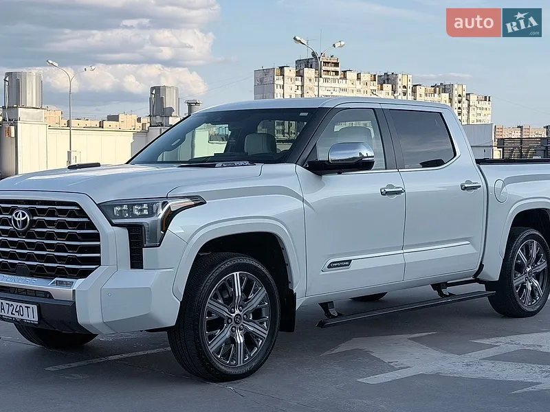 Toyota Tundra 2024