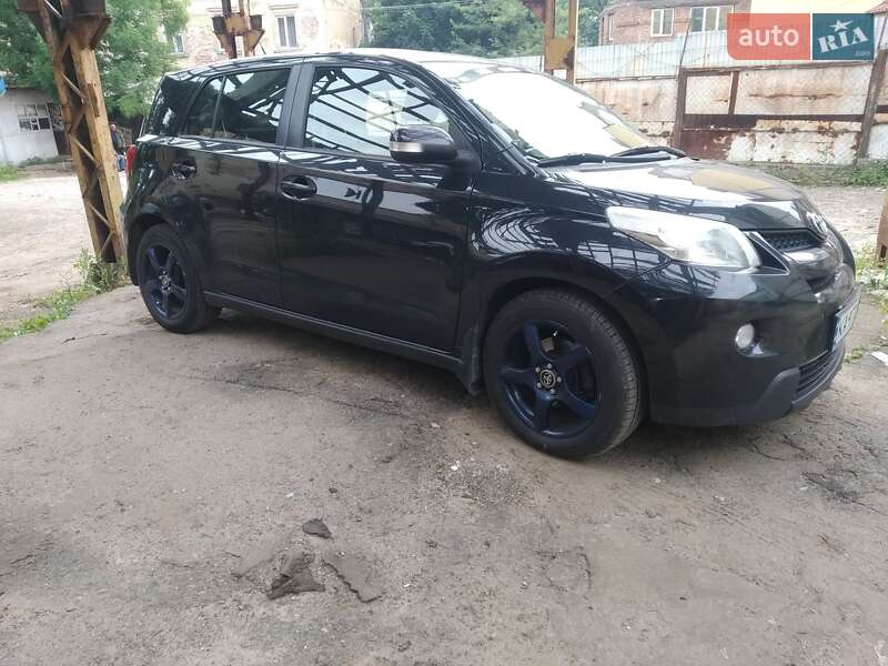 Внедорожник / Кроссовер Toyota Urban Cruiser 2009 в Львове