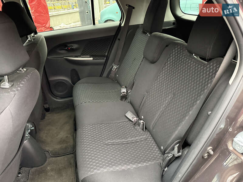 Внедорожник / Кроссовер Toyota Urban Cruiser 2010 в Киеве