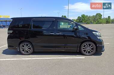 Мінівен Toyota Vellfire 2010 в Києві