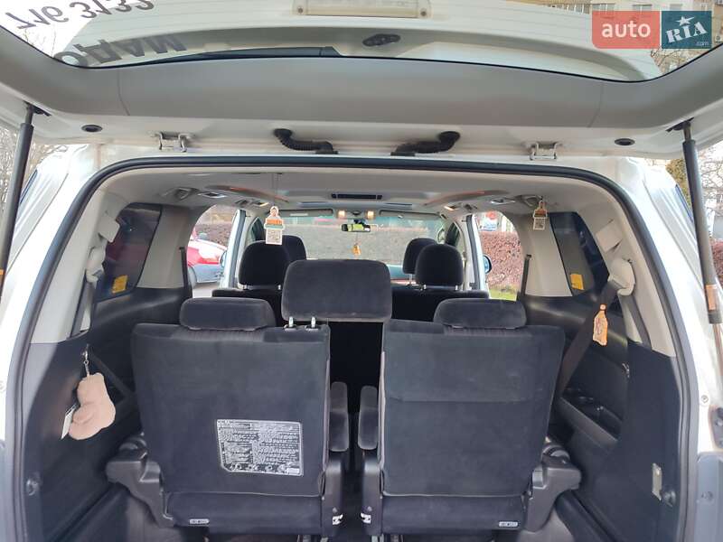 Мінівен Toyota Vellfire 2011 в Чорноморську