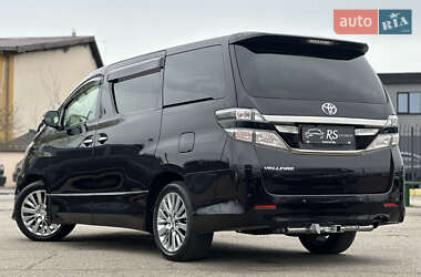 Минивэн Toyota Vellfire 2014 в 