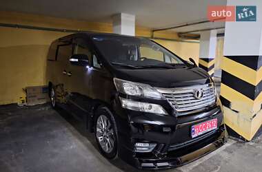 Минивэн Toyota Vellfire 2011 в 