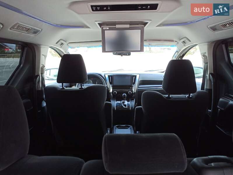 Минивэн Toyota Vellfire 2017 в Киеве
