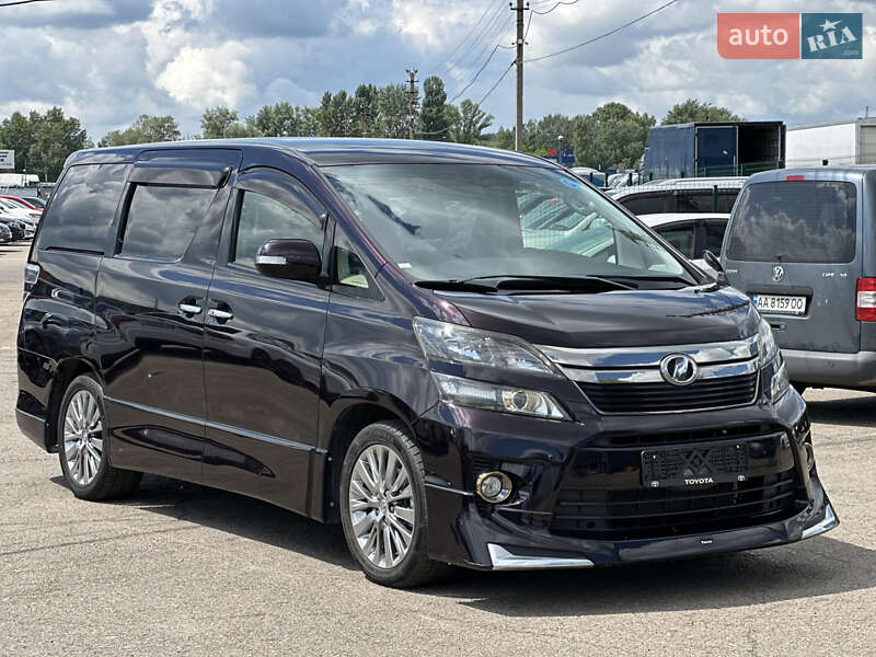 Минивэн Toyota Vellfire 2014 в Киеве
