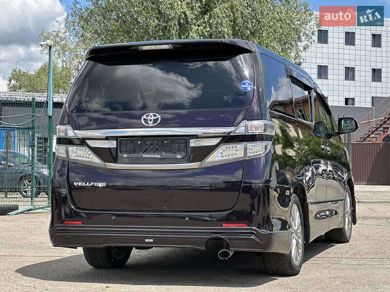 Минивэн Toyota Vellfire 2014 в Киеве