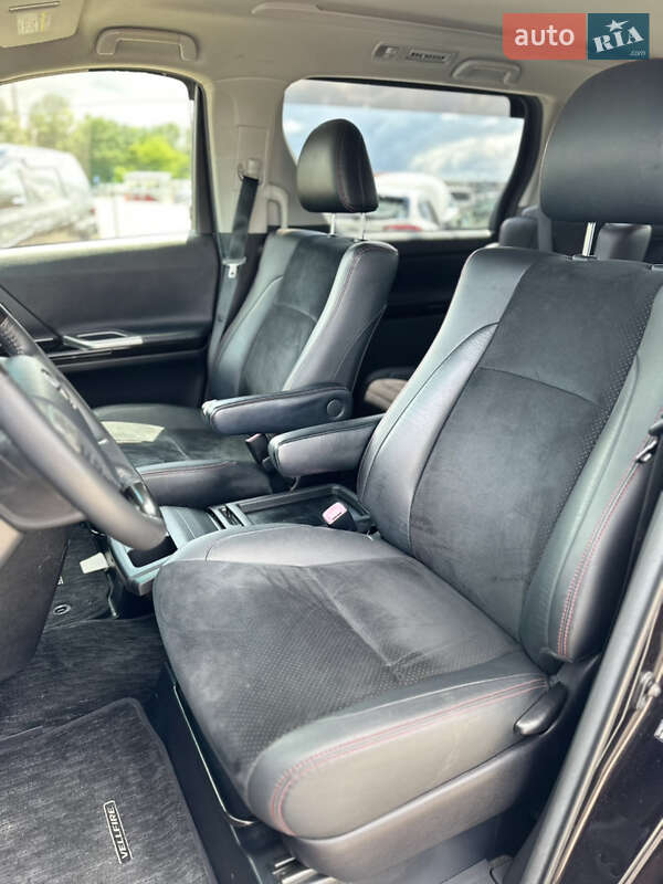 Минивэн Toyota Vellfire 2014 в Киеве