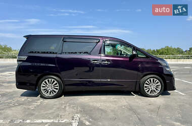 Минивэн Toyota Vellfire 2013 в 
