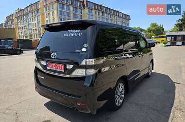 Минивэн Toyota Vellfire 2011 в 