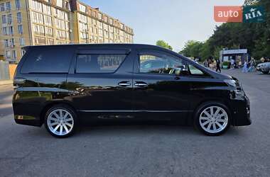 Минивэн Toyota Vellfire 2013 в 