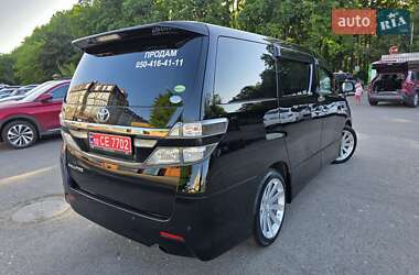 Минивэн Toyota Vellfire 2013 в 