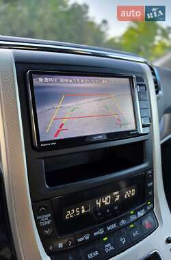 Минивэн Toyota Vellfire 2013 в 
