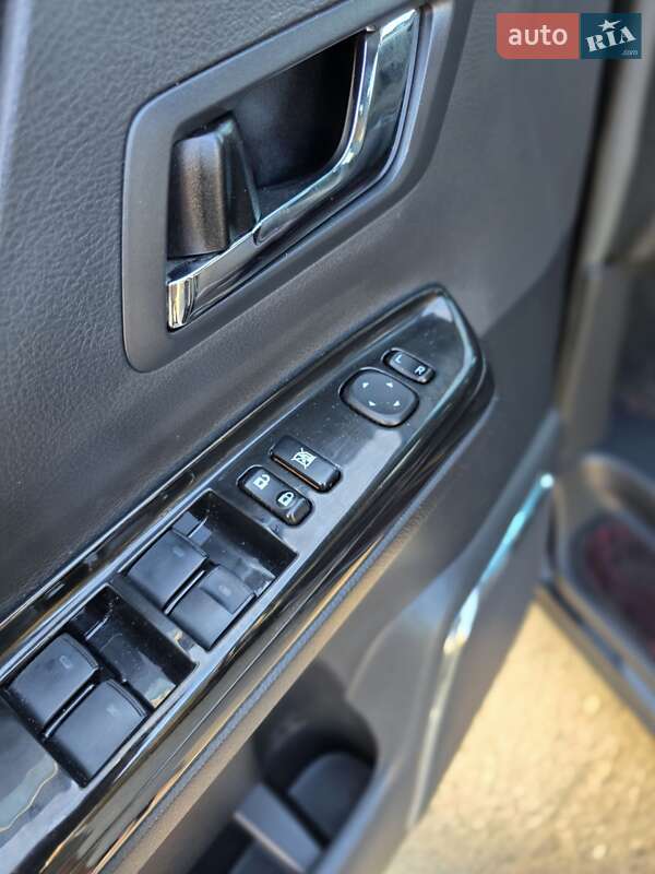 Минивэн Toyota Vellfire 2013 в Одессе фото 15 Минивэн Toyota Vellfire 2013 в Одессе