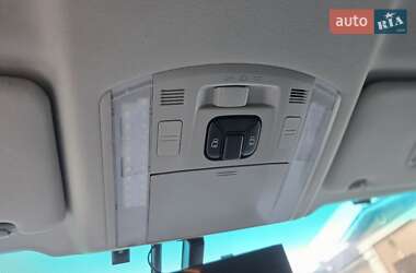 Минивэн Toyota Vellfire 2012 в 