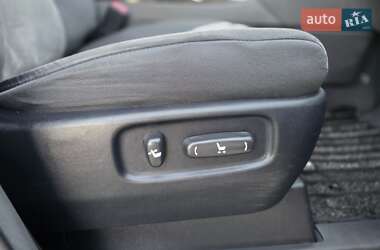 Минивэн Toyota Vellfire 2012 в 